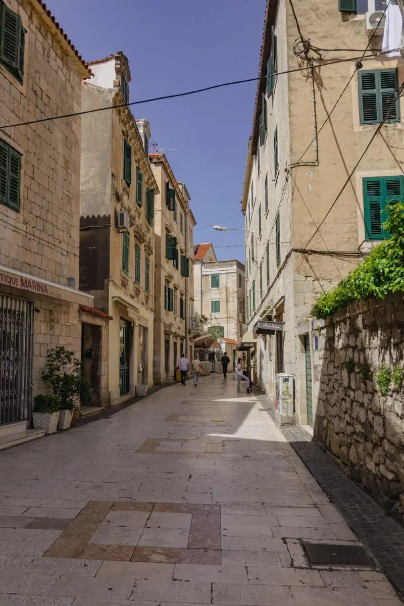 split city for 2 days