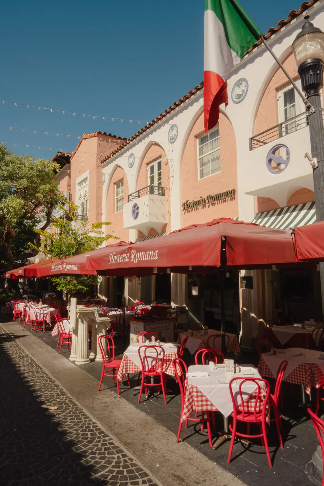 ESPANOLA WAY MIAMI OR MIAMI BEACH