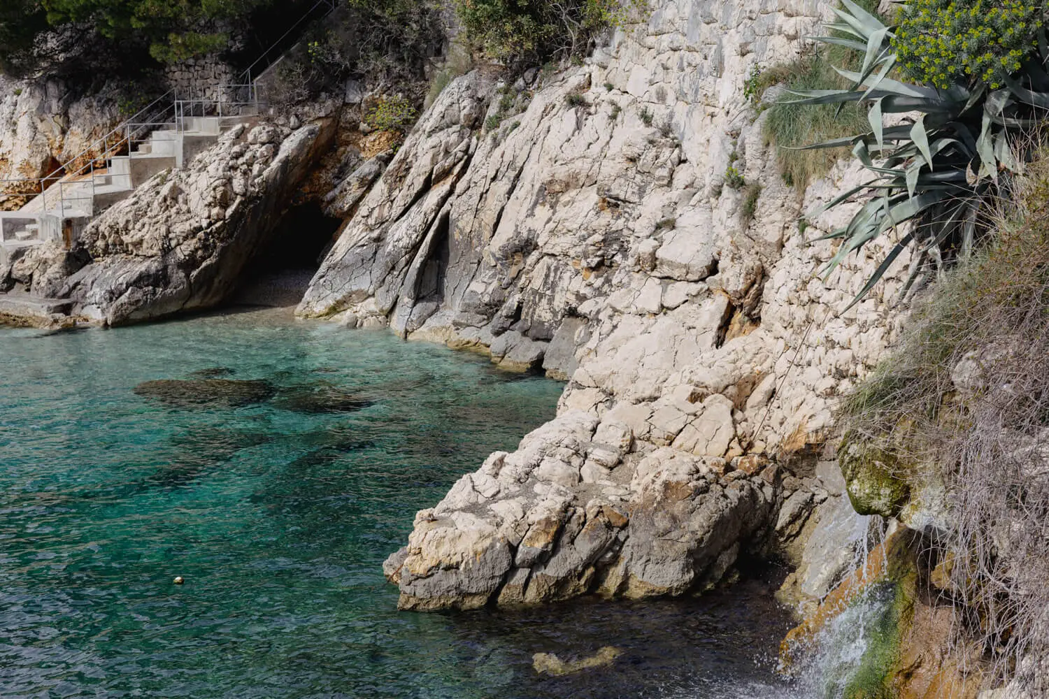 rent a car guide in Croatia coastline