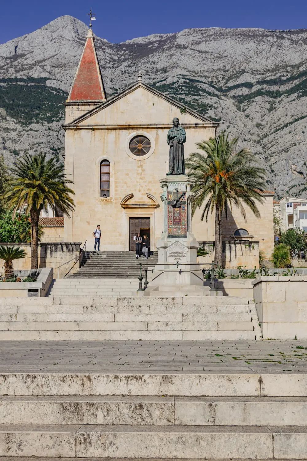 what to do in makarska