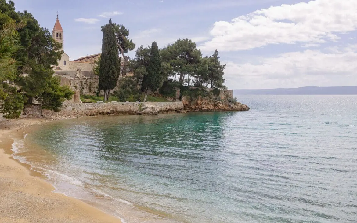 island hopping from split