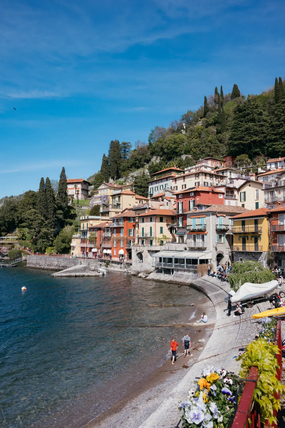 LAKE COMO TOWNS VARENNA