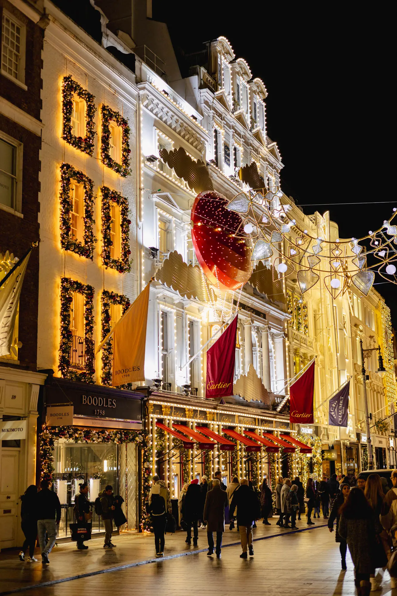 LONDON CHRISTMAS WALKING TOUR - BOND STREET