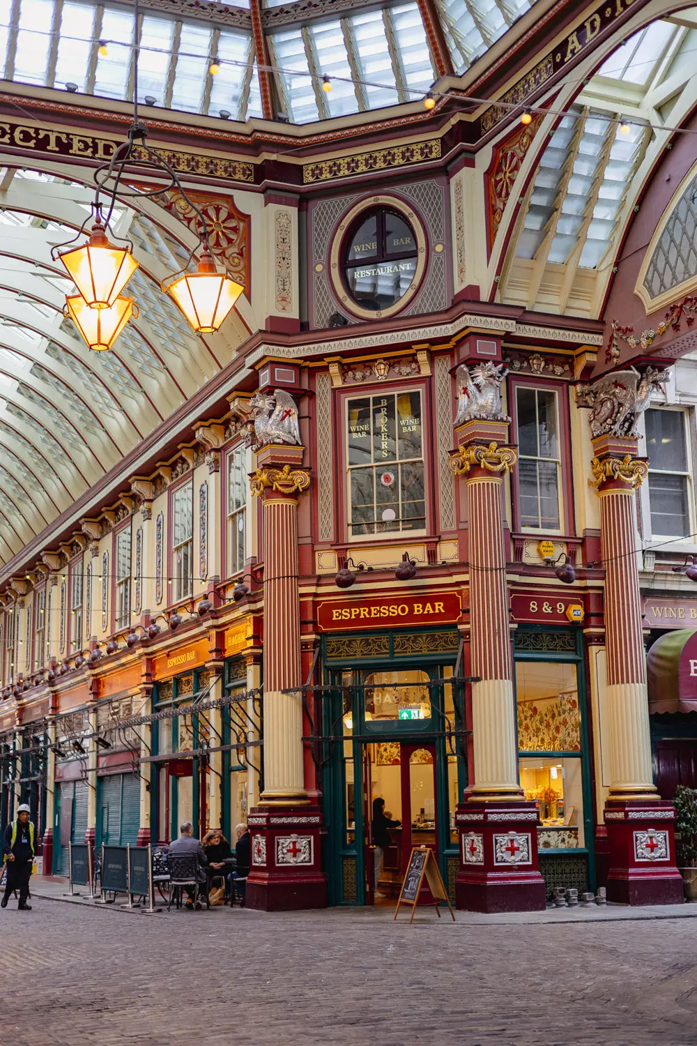 LONDON HIDDEN GEMS - LEADENHALL MARKET