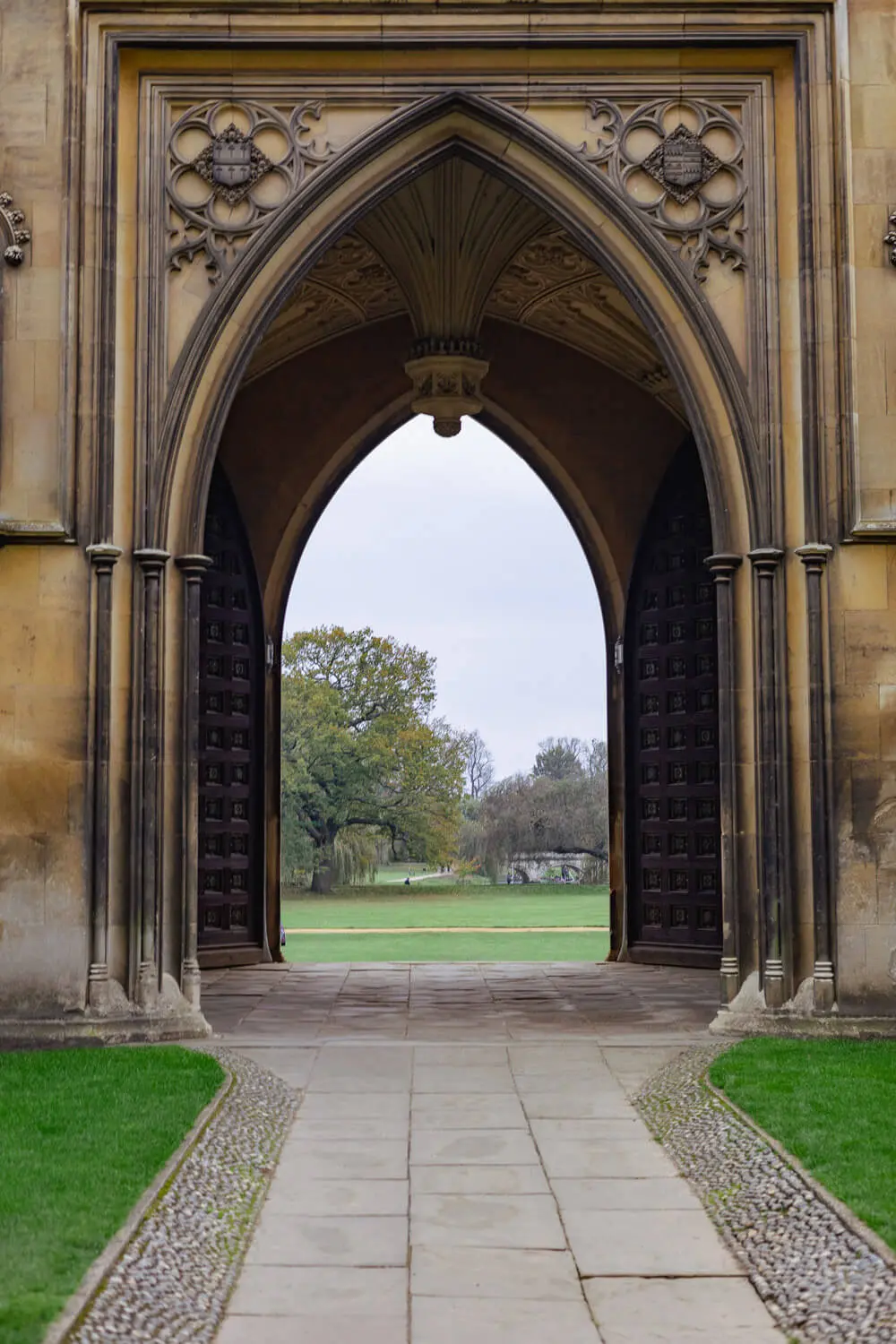 CAMBRIDGE - ST. JOHN'S COLLEGE