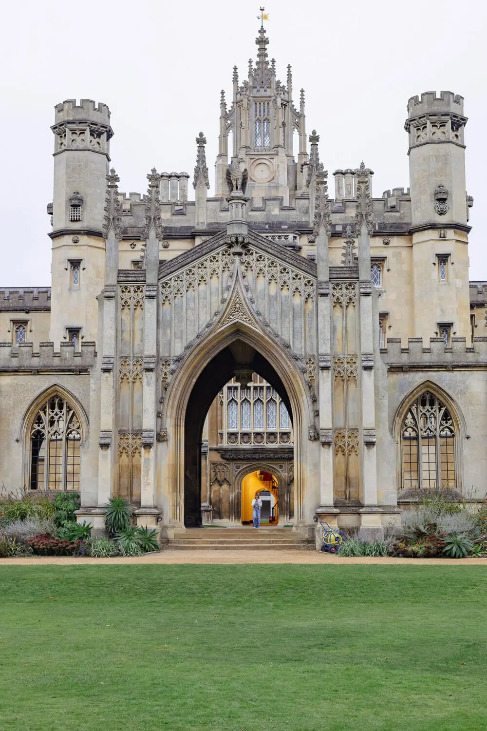 CAMBRIDGE - ST. JOHN'S COLLEGE