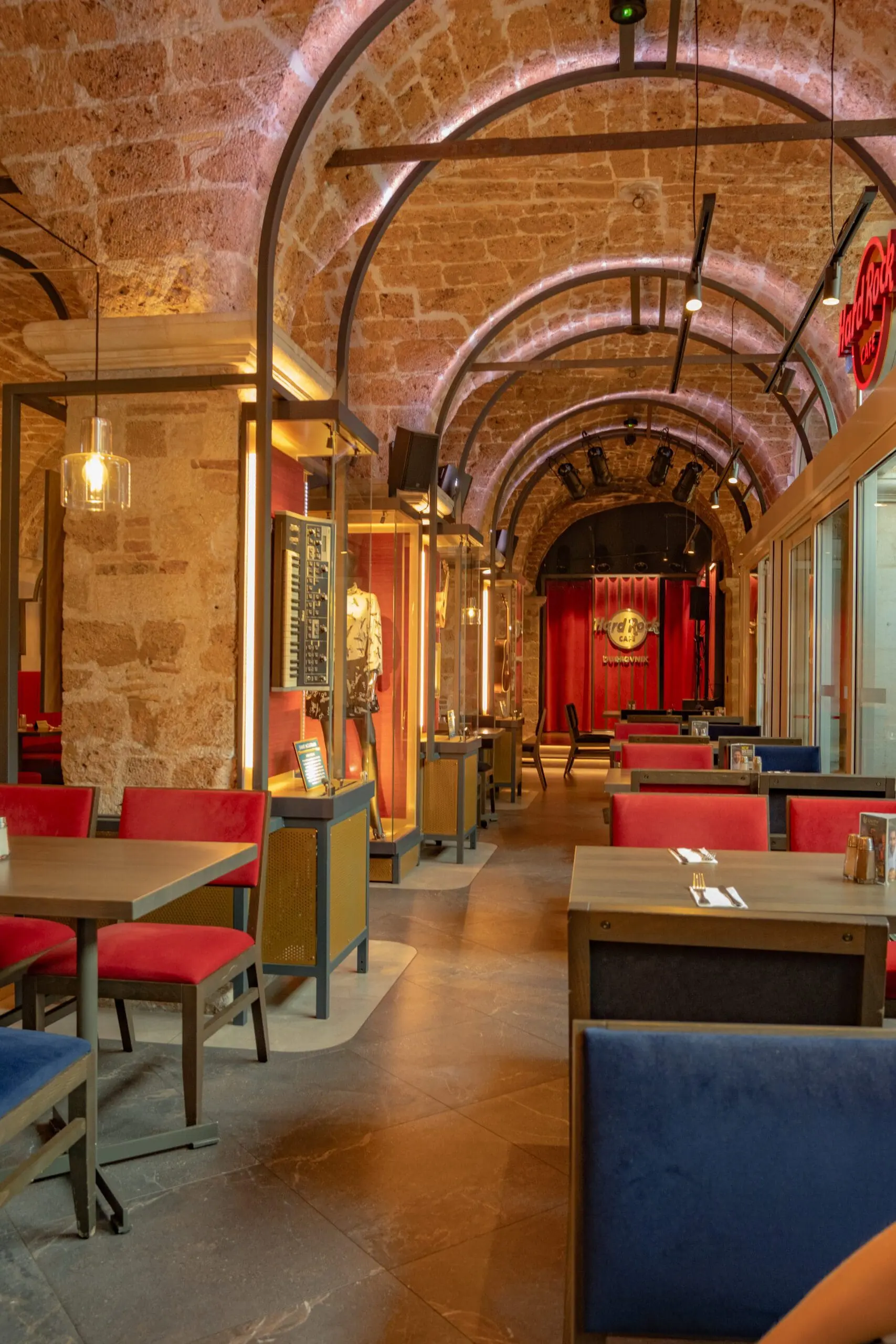 Modern restaurant with arched architecture
