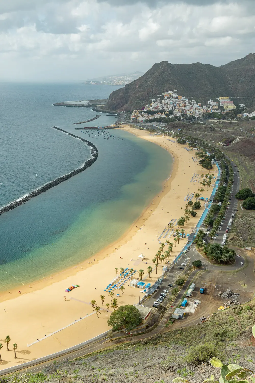 Playa de Las Teresitas