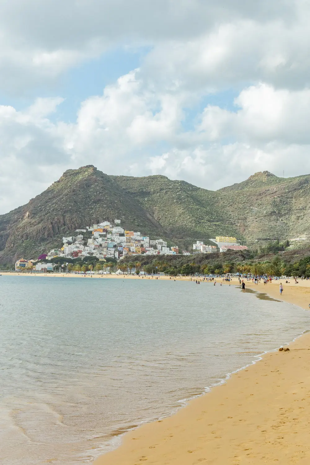 Playa de Las Teresitas