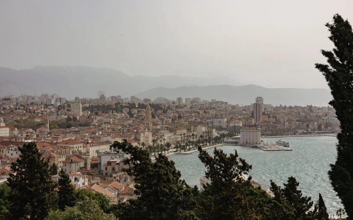 split without a car