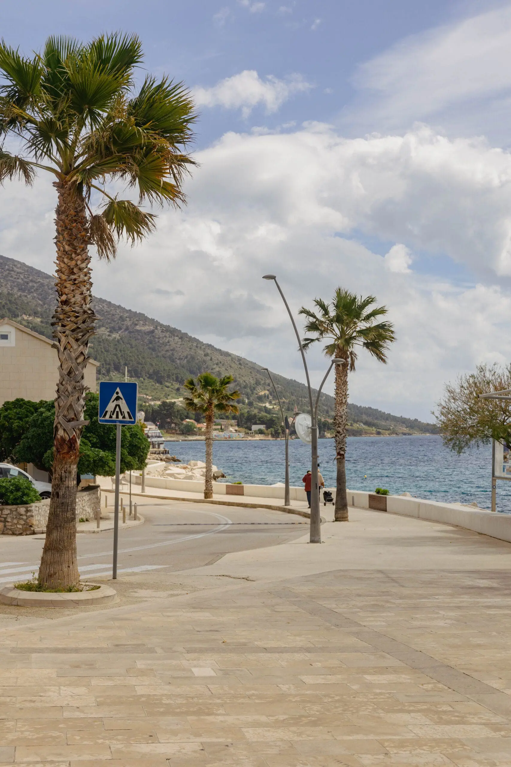 split to brac ferry
