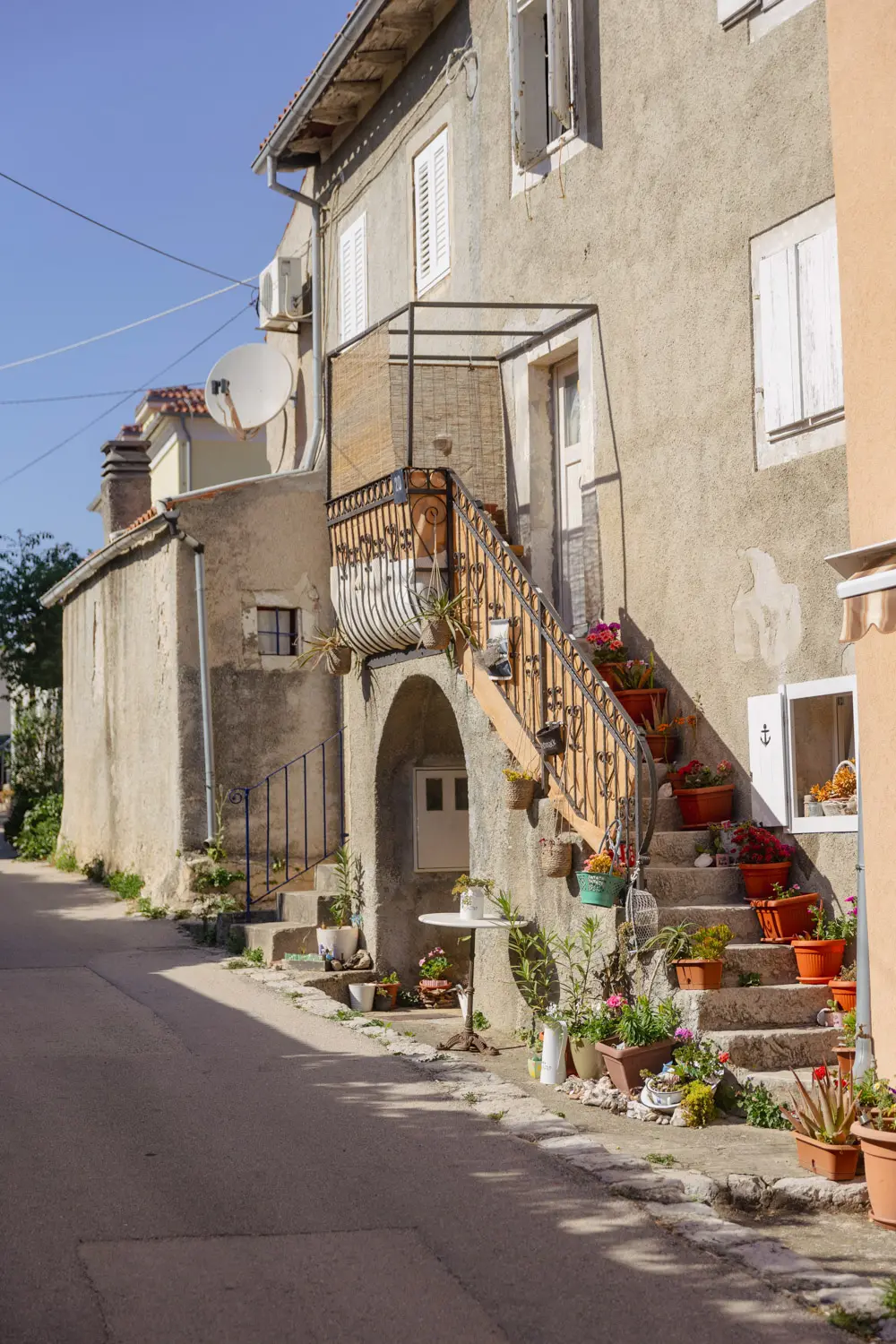 things to do on cres