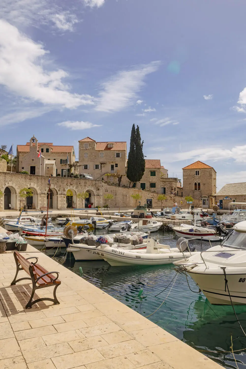 island hopping from split