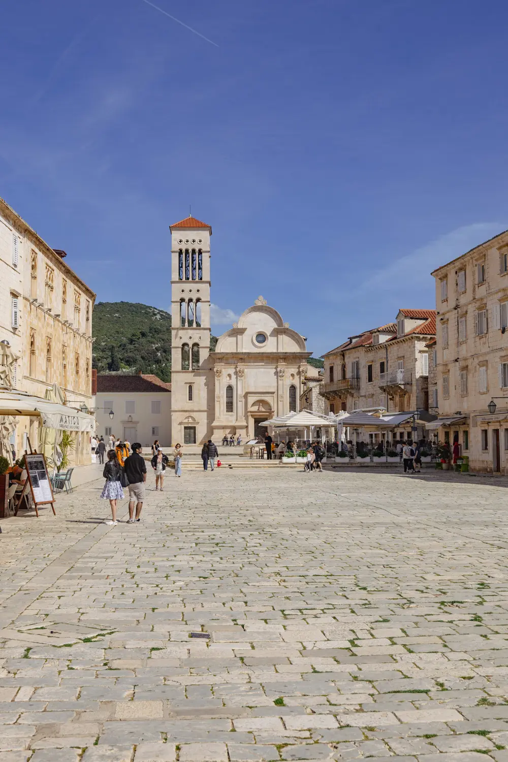 island hopping from split