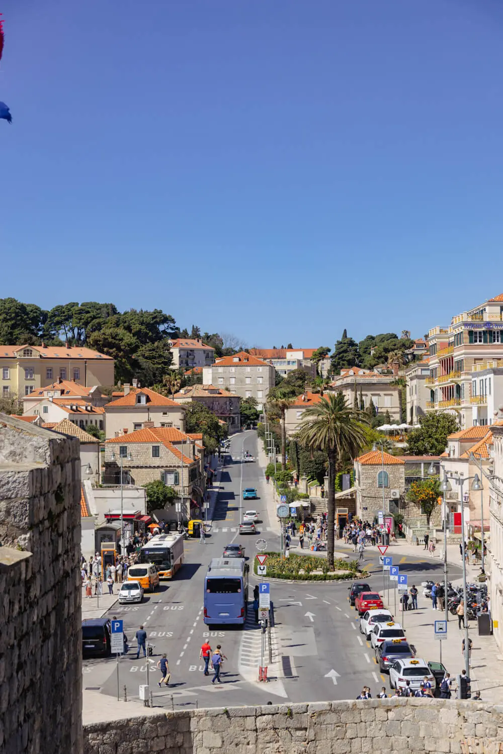 bus in dubrovnik