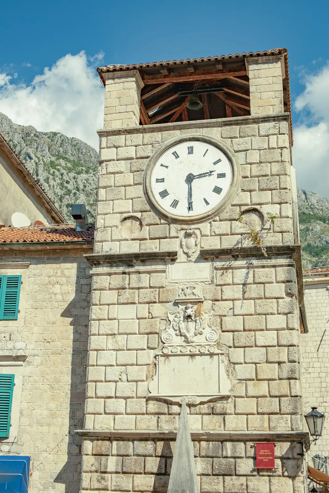 dubrovnik to montenegro