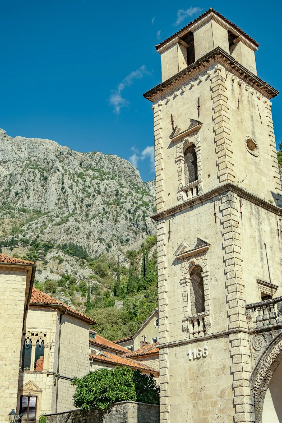 dubrovnik to montenegro