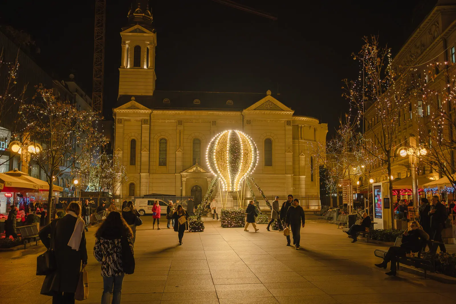 advent in zagreb things