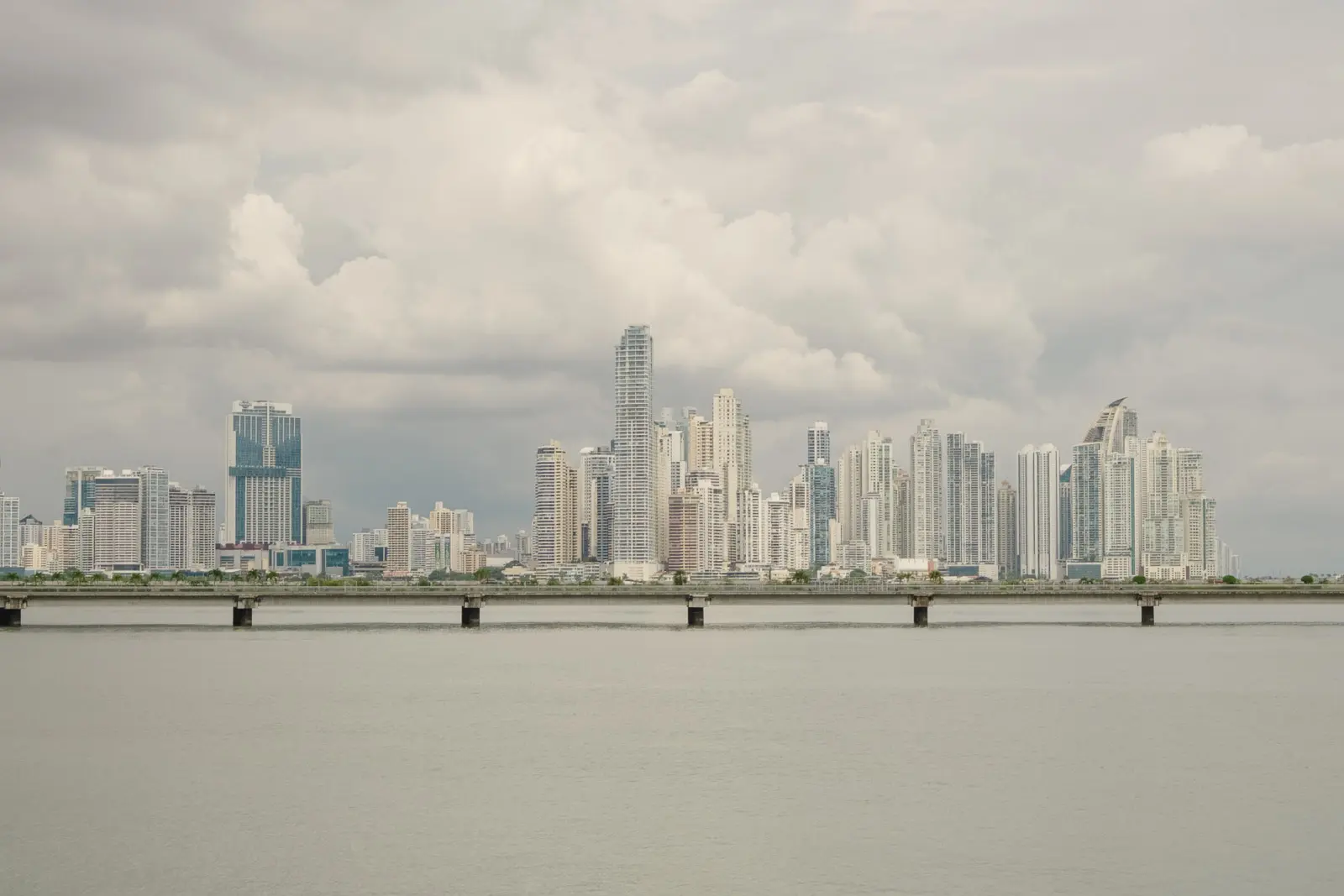 colon to panama city