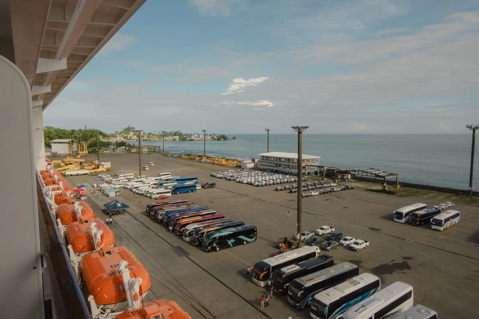 things to do in puerto limon