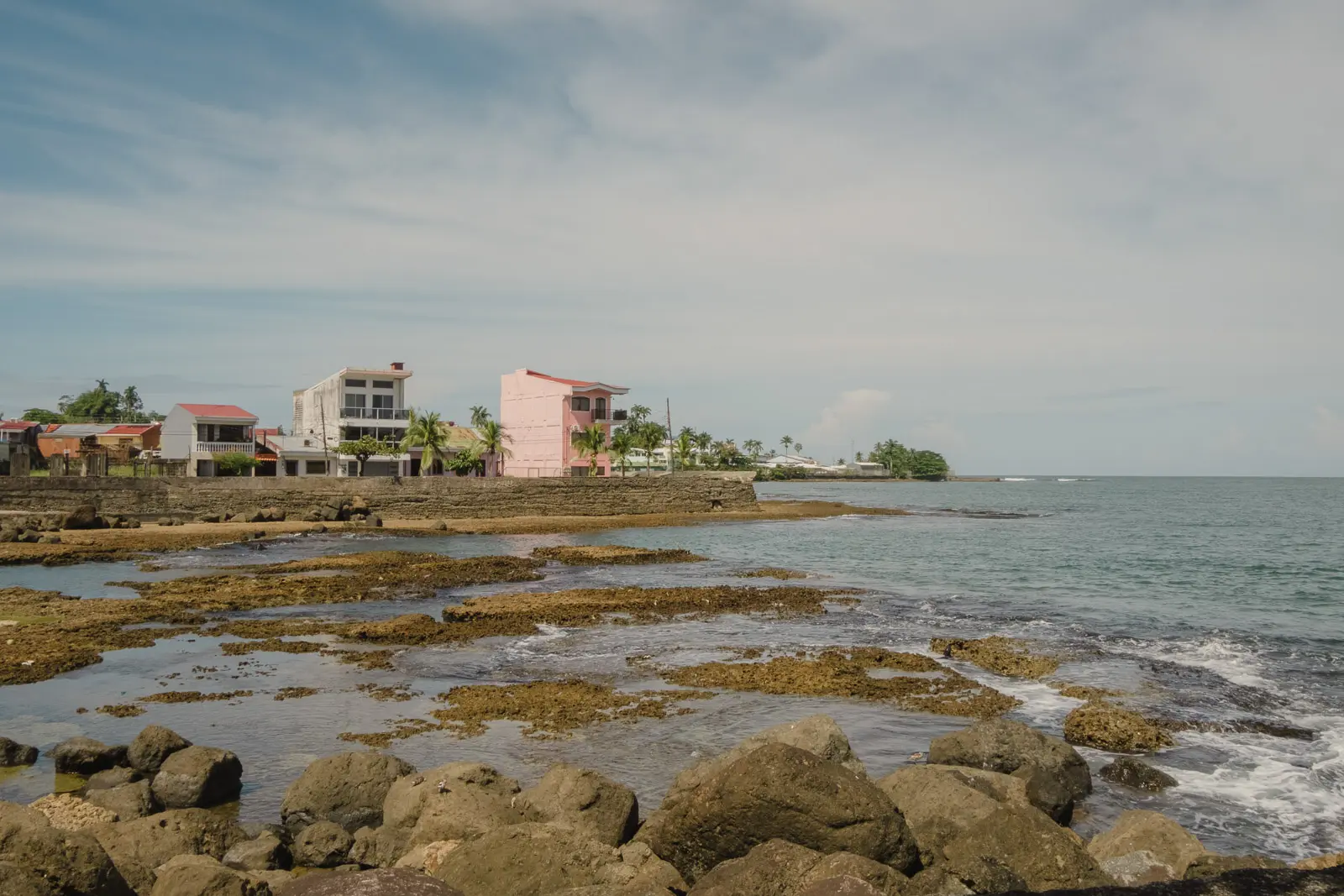 things to do in puerto limon