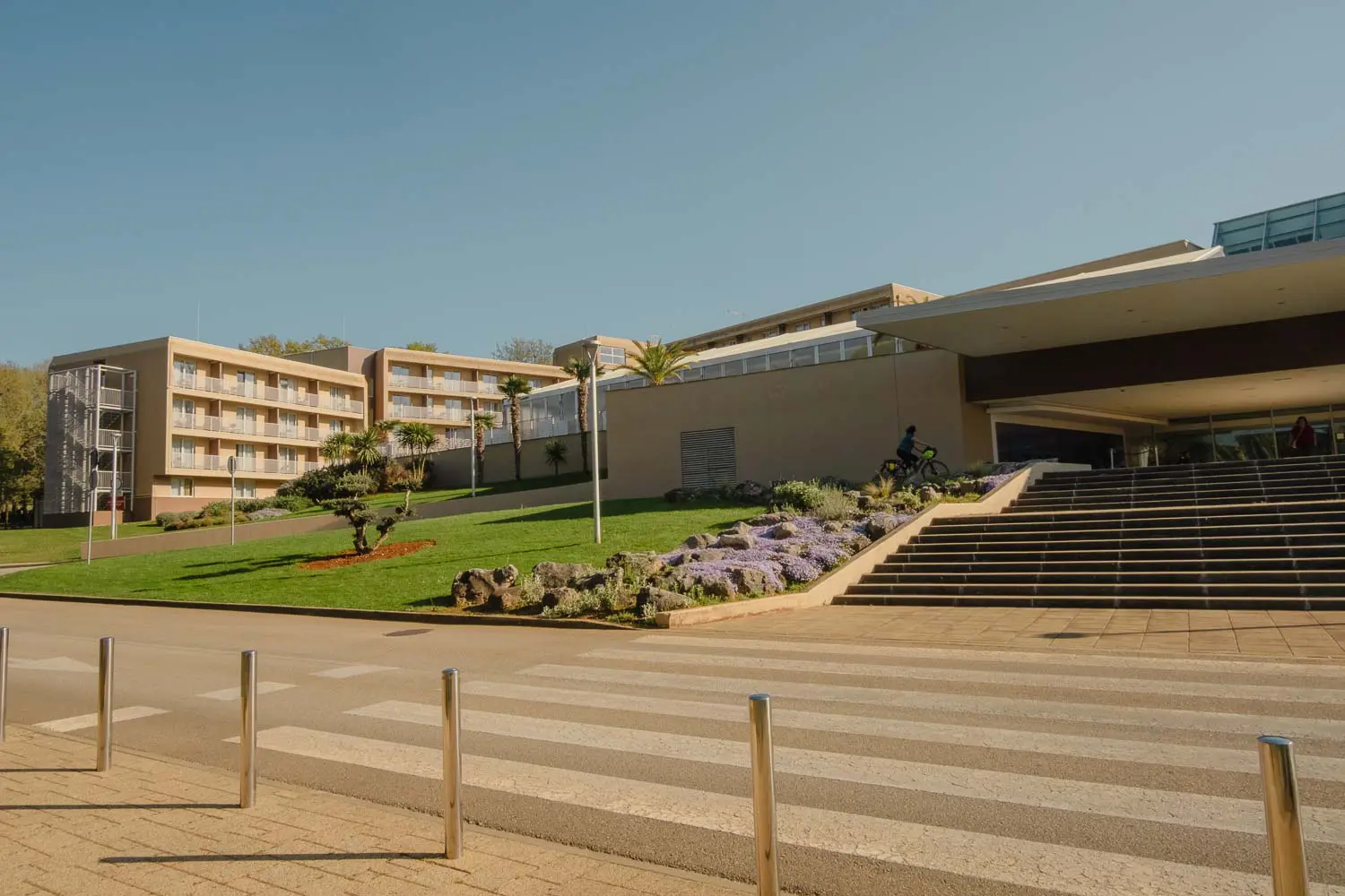 HOTEL MOLINDRIO PLAVA LAGUNA REVIEW