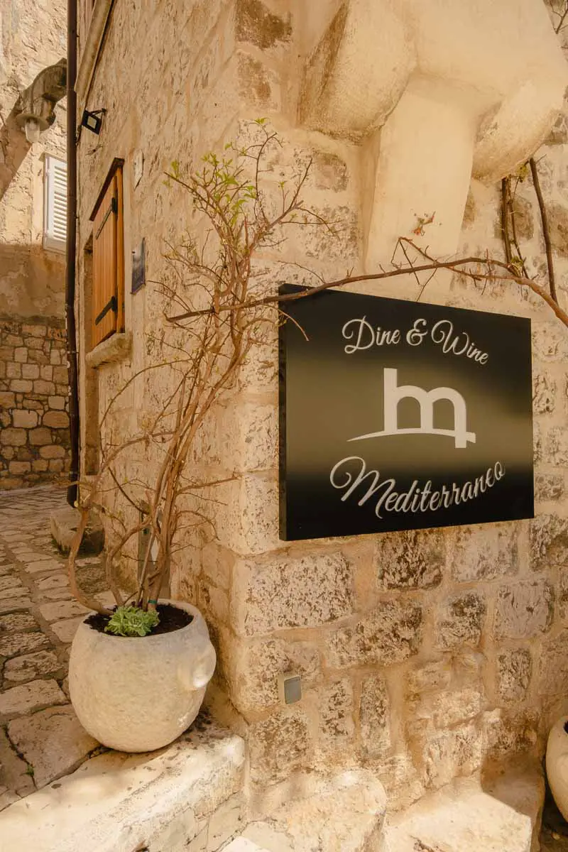 best restaurants in hvar