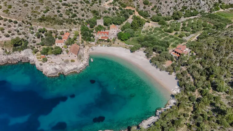 hvar travel guide