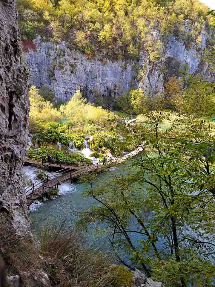 plitvice lakes in october